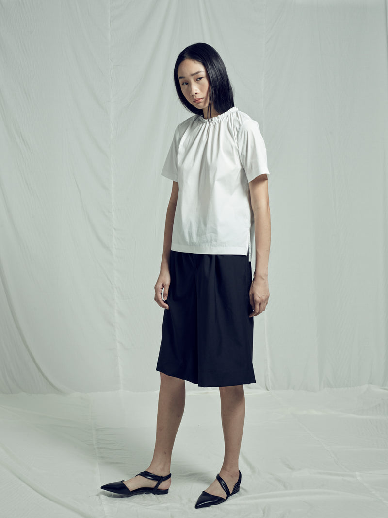01: Unform Gallery